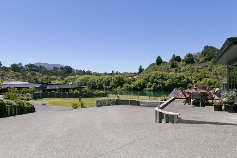 Photo of property in 20 Stevenson Way, Rangatira Park, Taupo, 3330