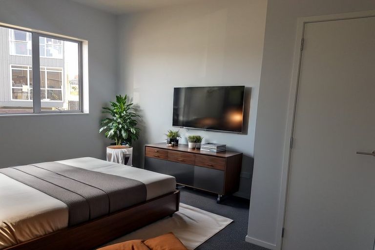 Photo of property in 41/11 Ray Small Drive, Papakura, 2110