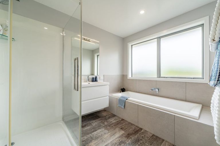 Photo of property in 17 Gordon Street, Weston, Oamaru, 9401