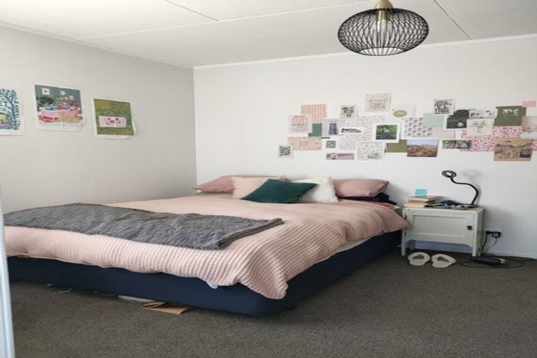 Photo of property in 145 Rongotai Road, Kilbirnie, Wellington, 6022