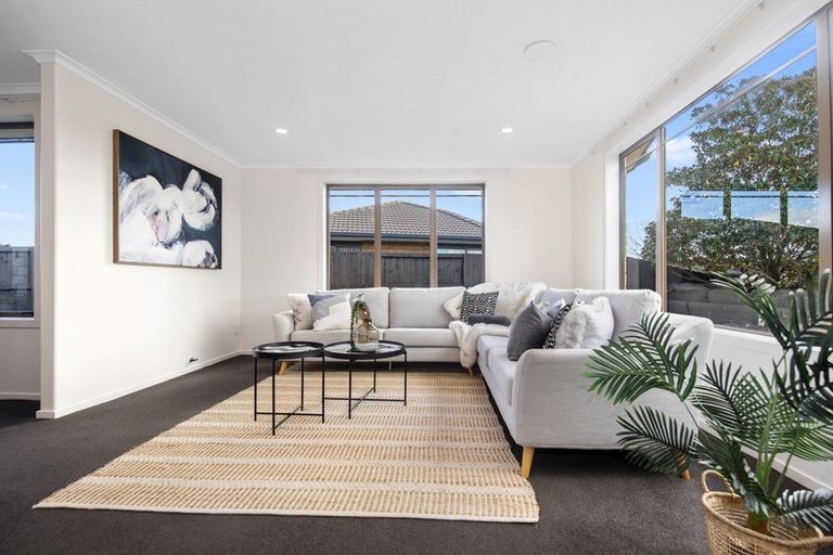 Photo of property in 14 Cranmer Close, Rototuna North, Hamilton, 3210