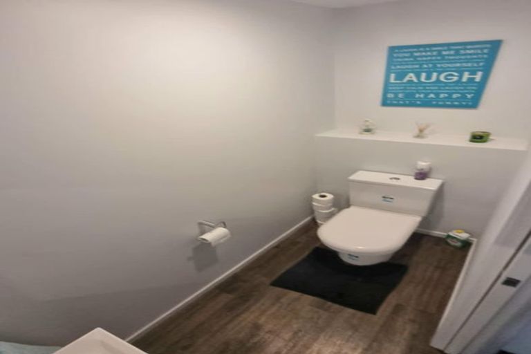 Photo of property in 2 Danden Way, Pukekohe, 2120