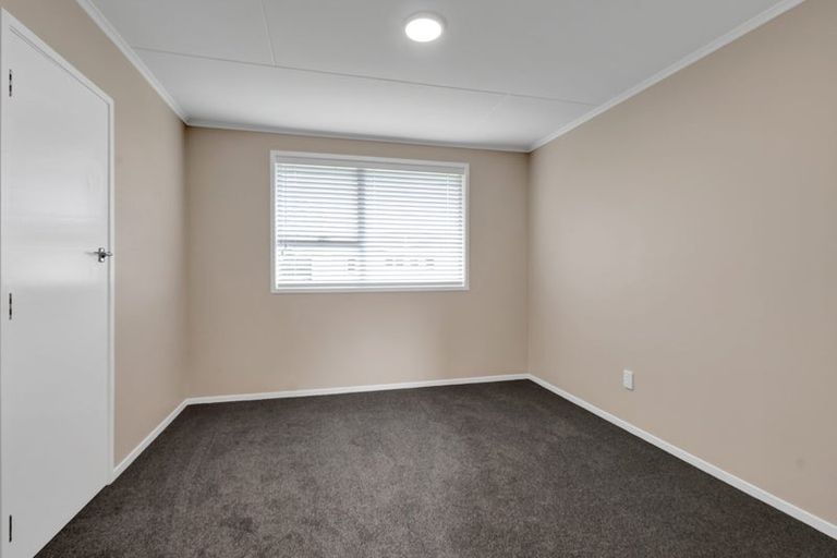 Photo of property in 12 Oleander Place, Bell Block, New Plymouth, 4312