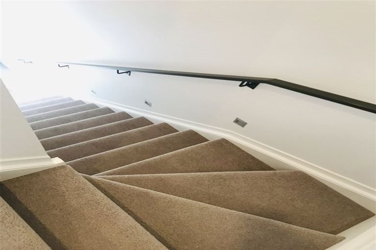 Photo of property in 35 Nugget Avenue, Hobsonville, Auckland, 0616