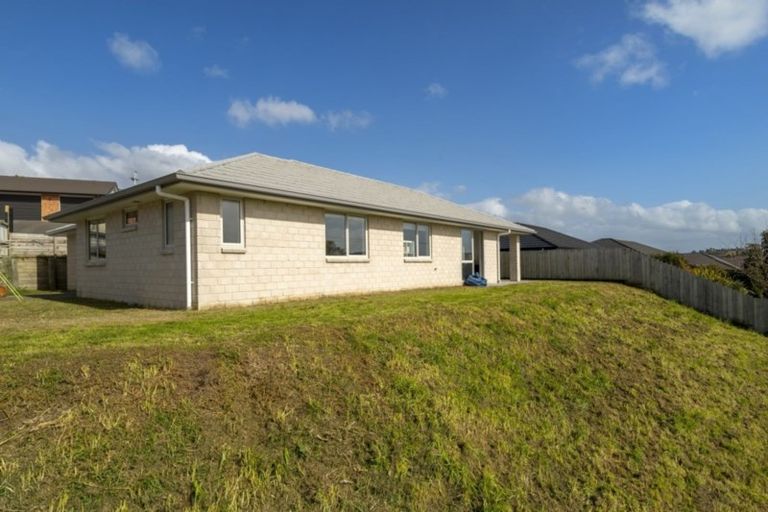 Photo of property in 27 Elena Place, Welcome Bay, Tauranga, 3112