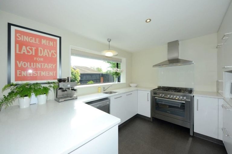 Photo of property in 94 Apsley Drive, Avonhead, Christchurch, 8042