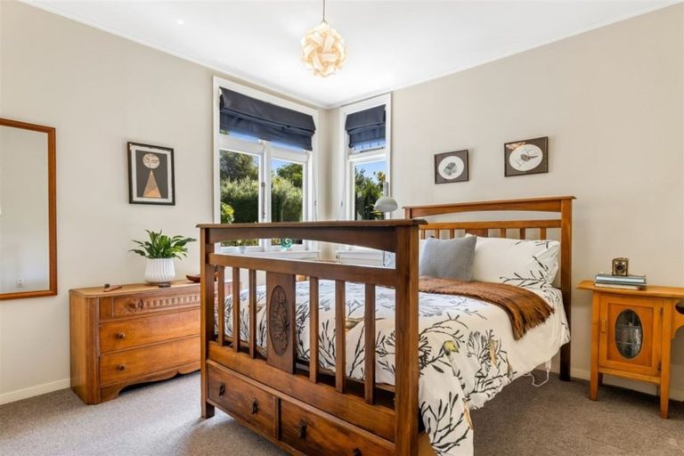 Photo of property in 35 Alpha Avenue, Strowan, Christchurch, 8052