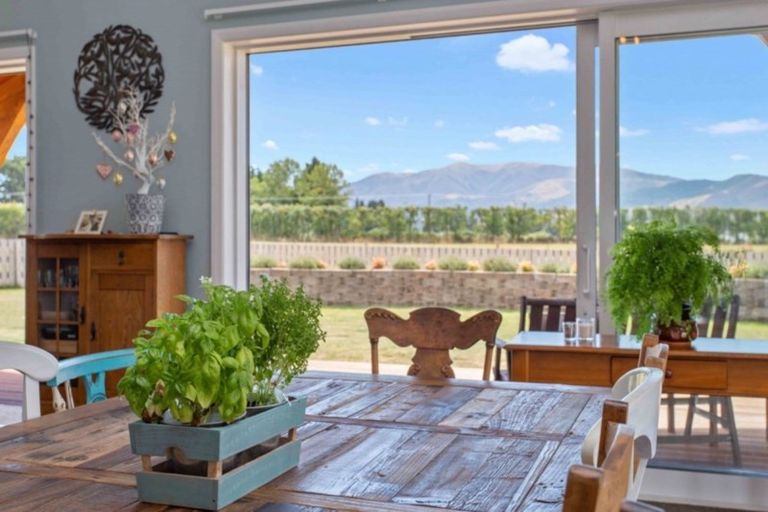 Photo of property in 780 Woodstock Road, View Hill, Oxford, 7495