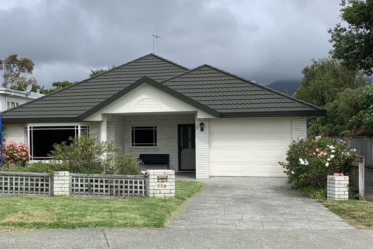 Photo of property in 32a Weka Road, Raumati Beach, Paraparaumu, 5032