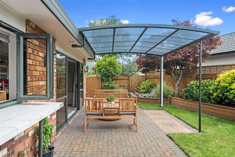 Photo of property in 4 Mccahon Drive, Pukehangi, Rotorua, 3015