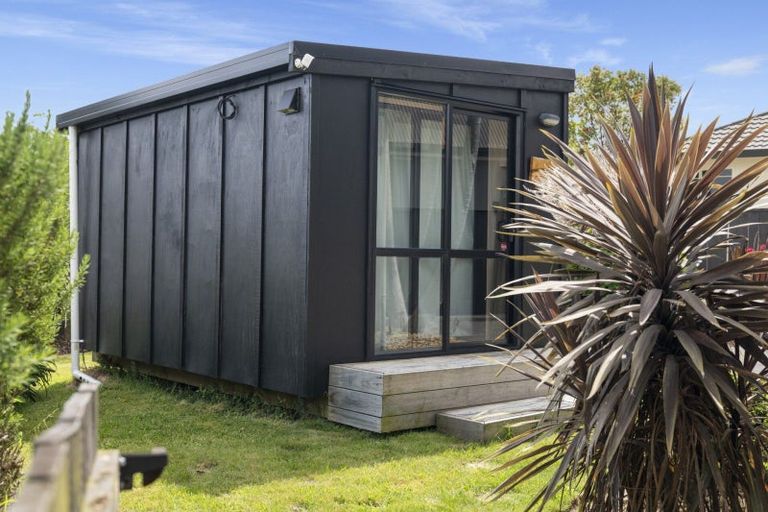 Photo of property in 27 Solander Drive, Welcome Bay, Tauranga, 3112