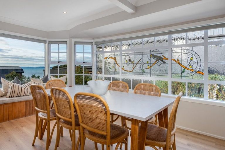 Photo of property in 147 Churchill Road, Rothesay Bay, Auckland, 0630