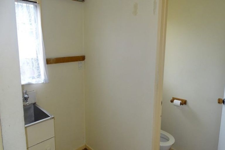 Photo of property in 2/14 Martin Road, Manurewa, Auckland, 2102