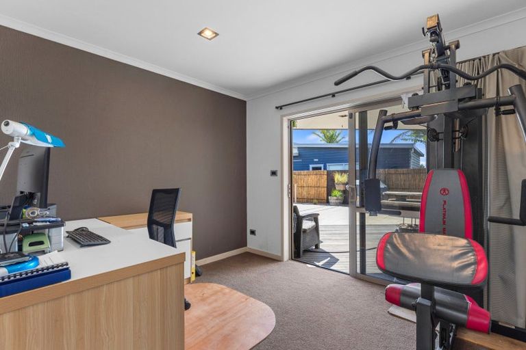 Photo of property in 30 Matene Place, Papamoa Beach, Papamoa, 3118