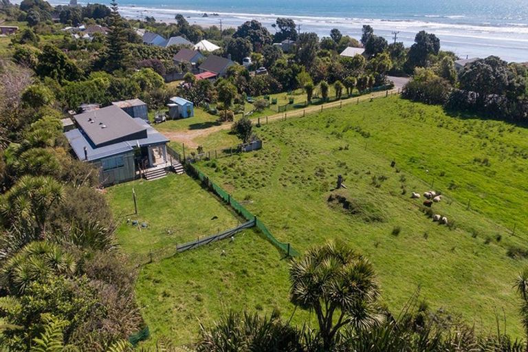 Photo of property in 11a Main Road, Ngakawau, 7824