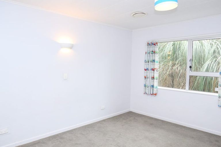 Photo of property in 110 Arawhata Road, Paraparaumu, 5032