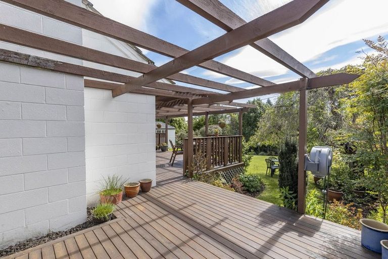 Photo of property in 4b Canberra Place, Redwood, Christchurch, 8051