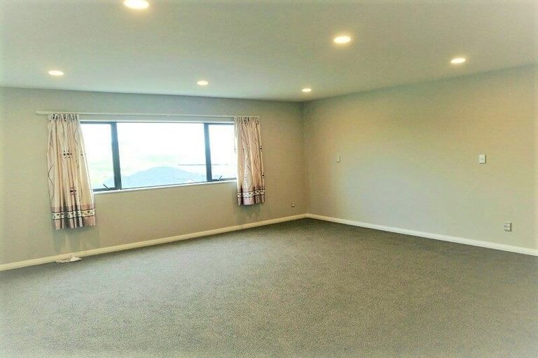 Photo of property in 39 Cavalli Road, Long Bay, Auckland, 0630