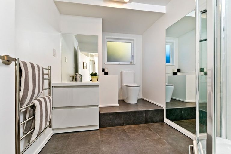 Photo of property in 87 Stredwick Drive, Torbay, Auckland, 0630