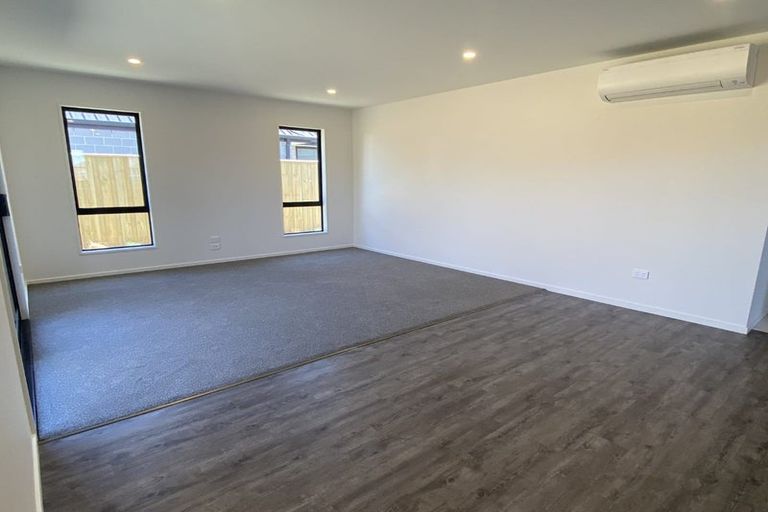 Photo of property in 157 Shillingford Boulevard, Rolleston, 7615