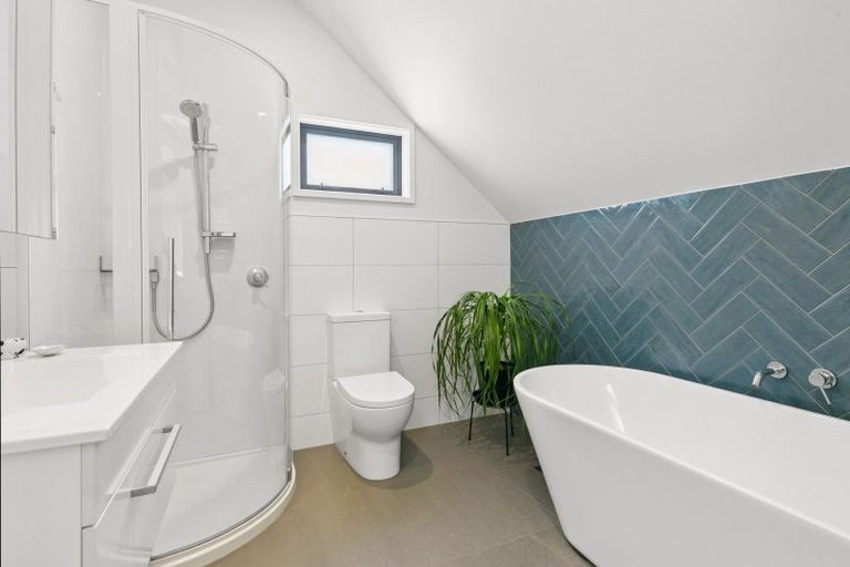 Photo of property in 11 Punjab Street, Khandallah, Wellington, 6035