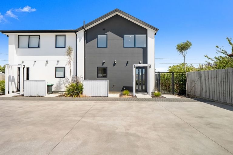 Photo of property in 1/550 Barbadoes Street, Edgeware, Christchurch, 8013