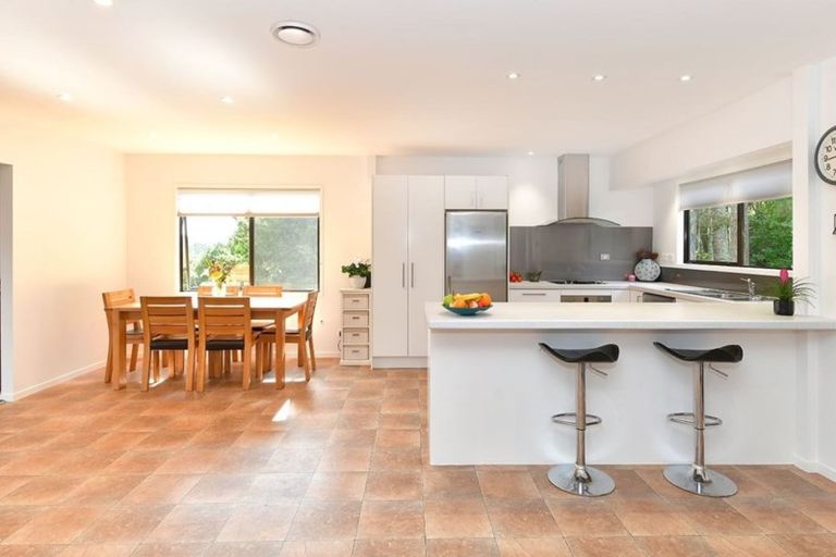 Photo of property in 68 Mahurangi West Road, Puhoi, Warkworth, 0983