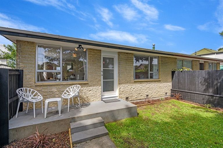Photo of property in 2/100 Poulson Street, Addington, Christchurch, 8024