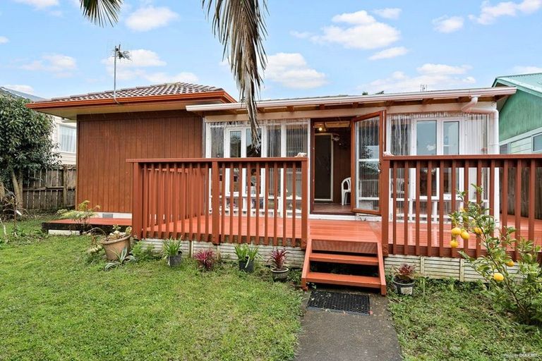 Photo of property in 66a Parrs Cross Road, Henderson, Auckland, 0612
