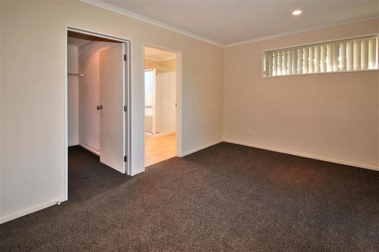 Photo of property in 44 Puhara Avenue, Parklands, Christchurch, 8083