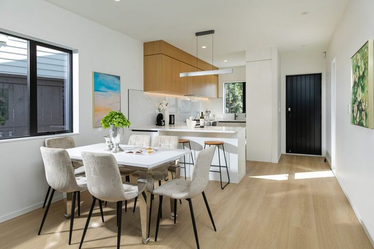 Photo of property in 3 Riroriro Road, Hobsonville, Auckland, 0616