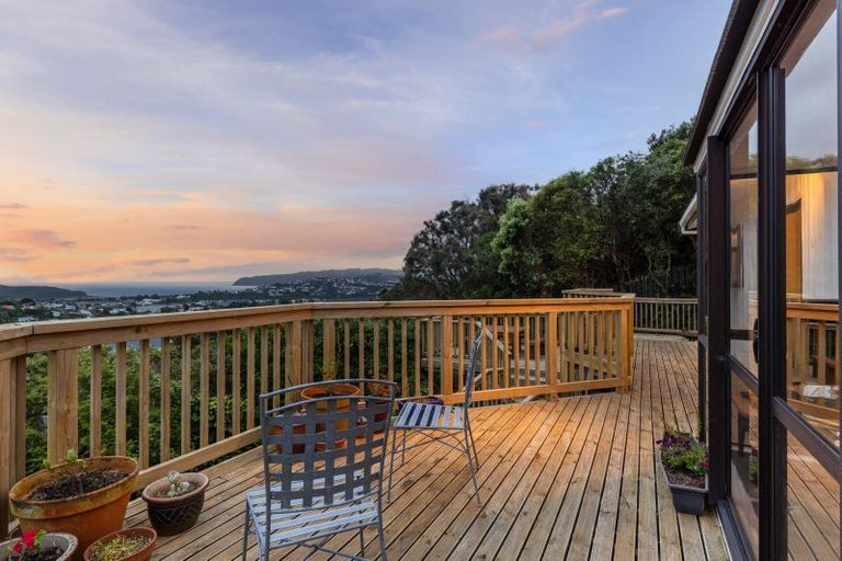 Photo of property in 40 Mercury Way, Whitby, Porirua, 5024