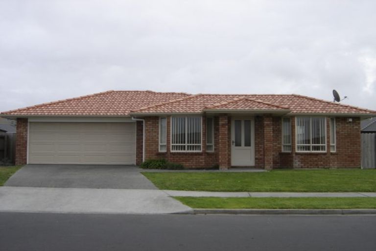 Photo of property in 38 Redcastle Drive, East Tamaki, Auckland, 2013