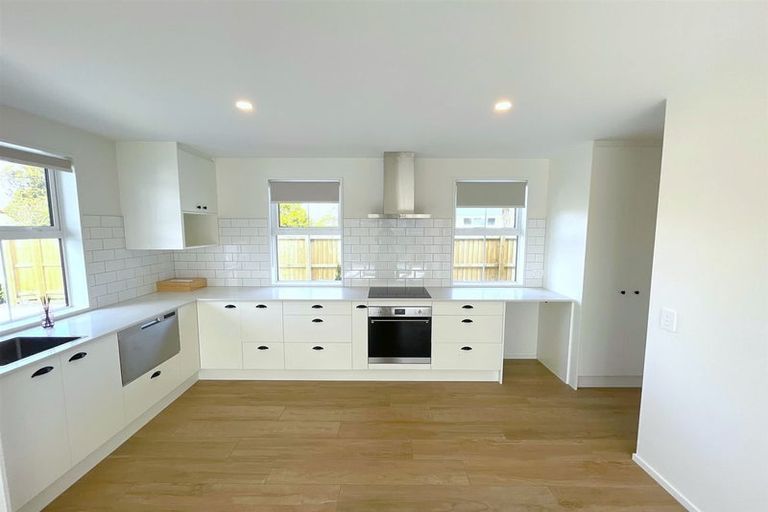 Photo of property in 1/63 Hills Road, Edgeware, Christchurch, 8013