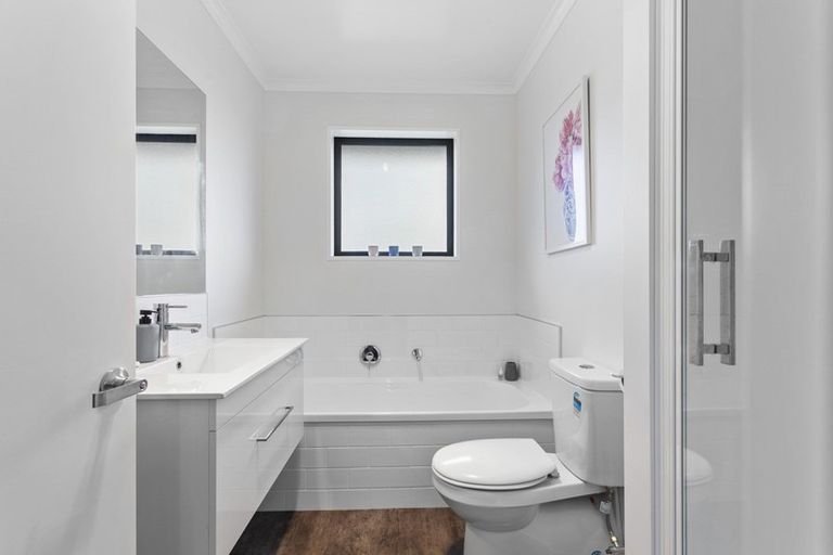 Photo of property in 62 Petries Road, Woodend, 7610