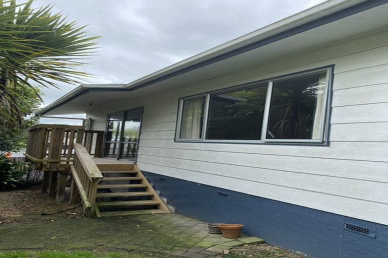 Photo of property in 15 Matipo Crescent, Pukete, Hamilton, 3200