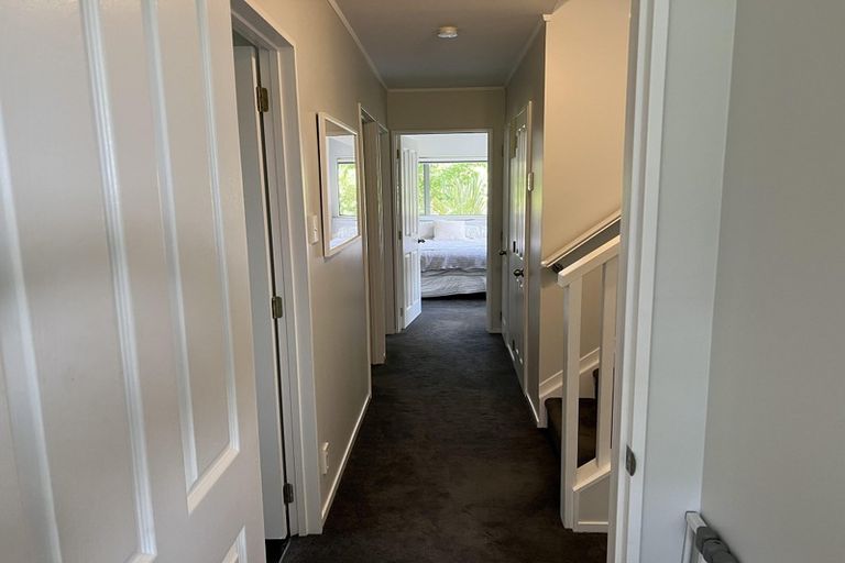 Photo of property in 263 Titirangi Road, Titirangi, Auckland, 0604