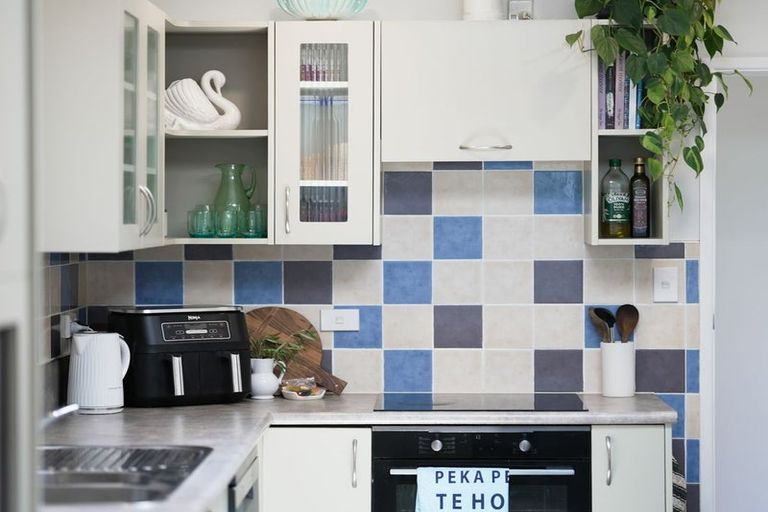 Photo of property in 21 Dale Road, Raumati South, Paraparaumu, 5032