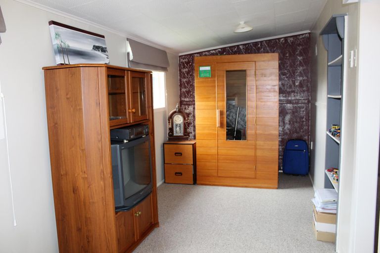 Photo of property in 144 Rangatira Drive, Mangakino, 3421