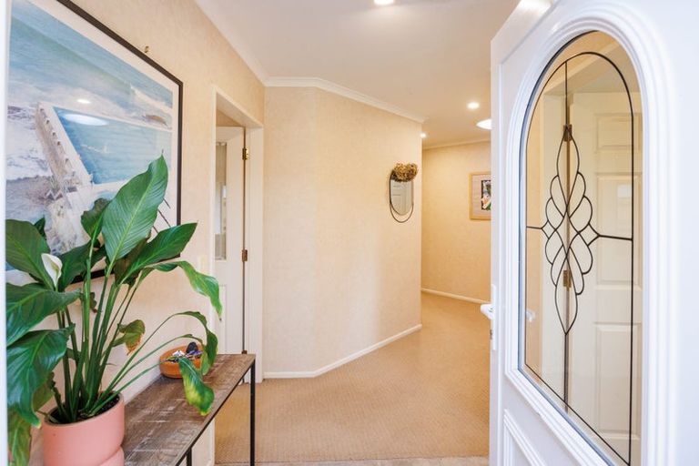 Photo of property in 5 Pastoral Lane, Hokowhitu, Palmerston North, 4410