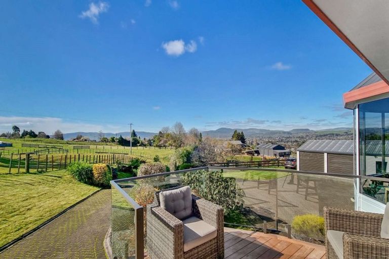 Photo of property in 24 Mountain Road, Western Heights, Rotorua, 3015