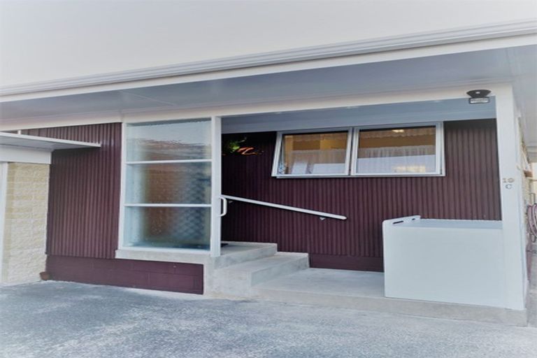 Photo of property in 19 King Street, Hikurangi, 0114