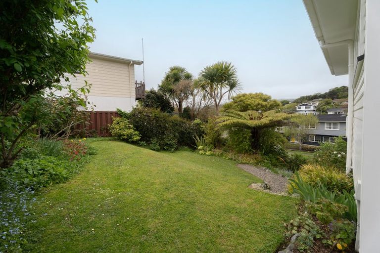 Photo of property in 115 Oriel Avenue, Tawa, Wellington, 5028
