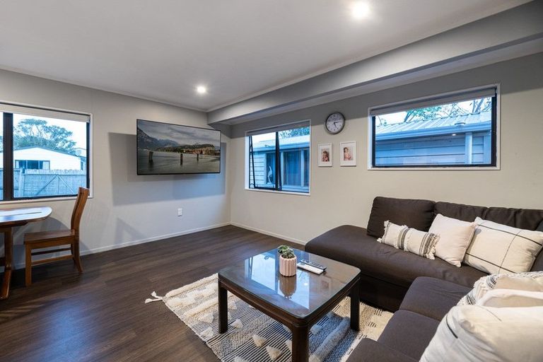 Photo of property in 4b Kimber Grove, Papamoa Beach, Papamoa, 3118