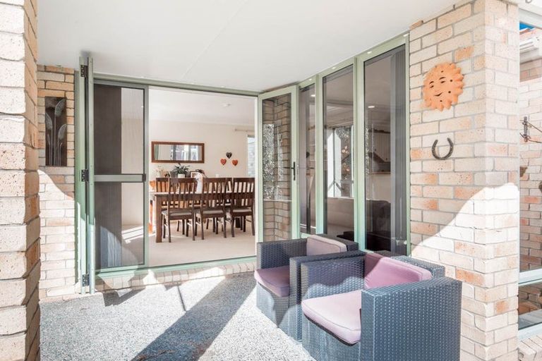 Photo of property in 19 Gilberd Place, Torbay, Auckland, 0630