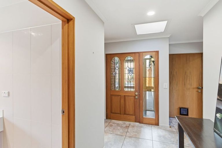 Photo of property in 2/60 Lancewood Drive, Halswell, Christchurch, 8025