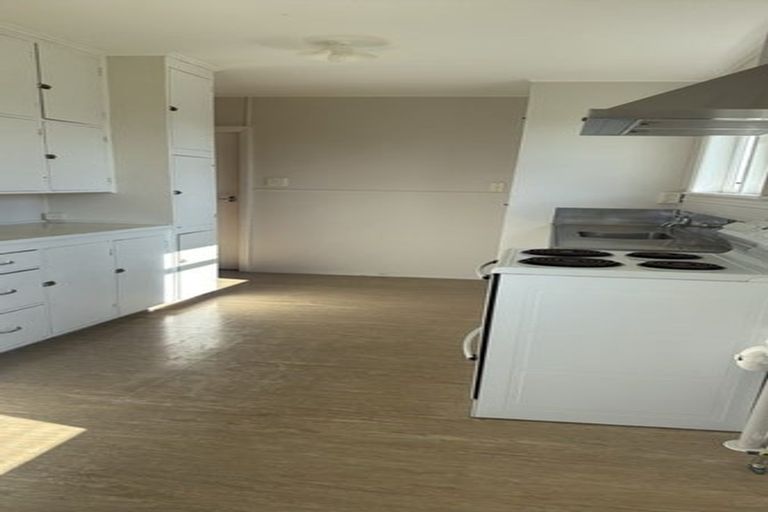 Photo of property in 32 Marsden Street, Hauraki, Auckland, 0622