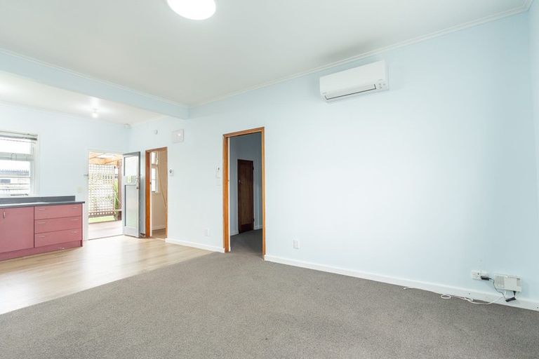 Photo of property in 276 Ferguson Street, Palmerston North, 4410