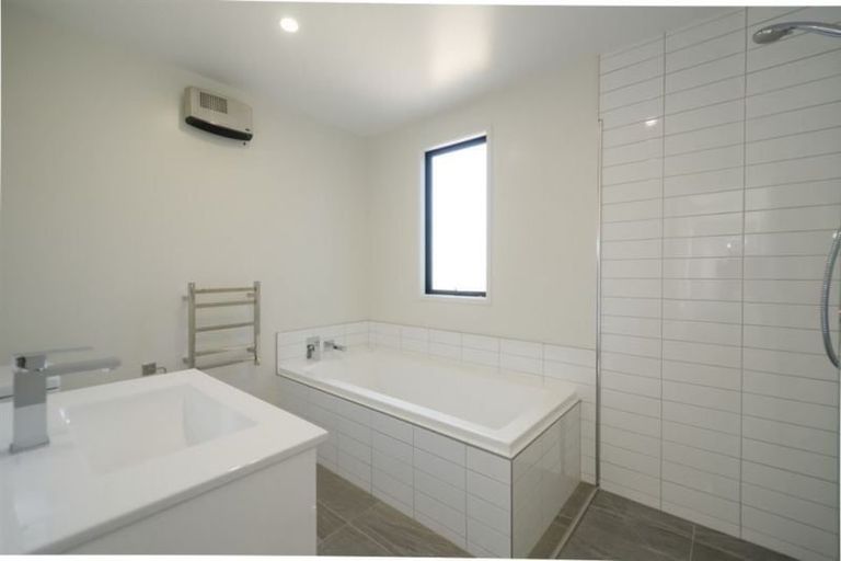 Photo of property in 60 Jacks Point Rise, Jacks Point, Queenstown, 9371