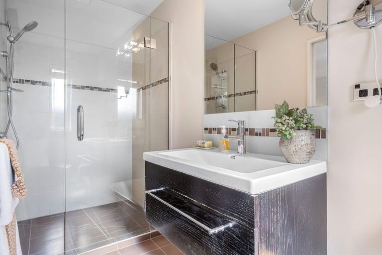 Photo of property in 5 Millpark Place, Northwood, Christchurch, 8051